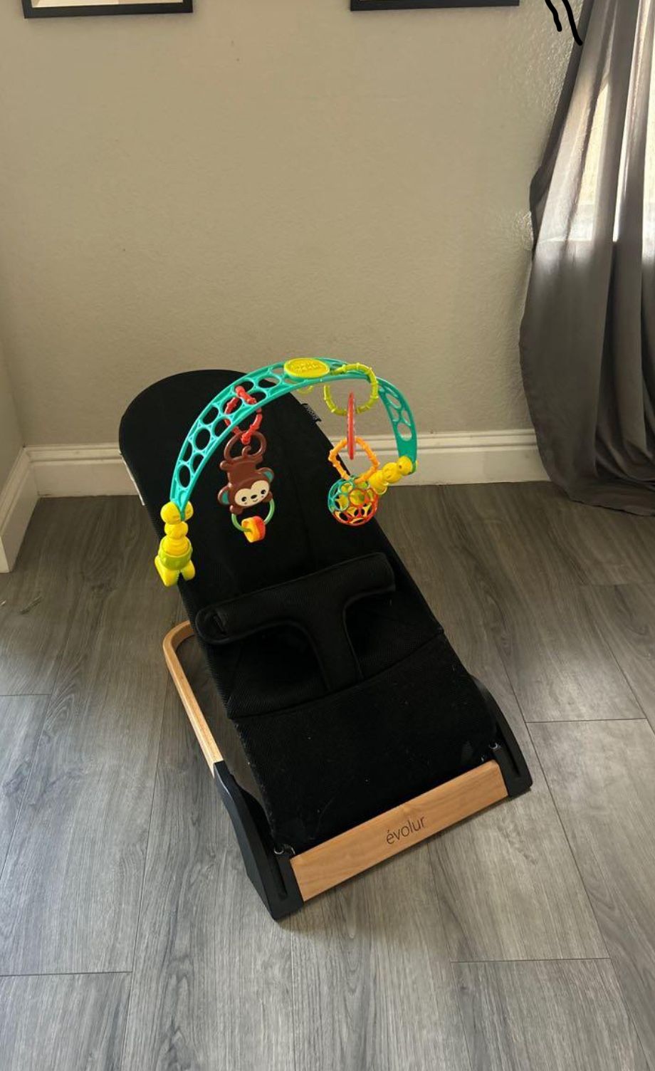 Evolur Koko Portable Infant Bouncer With Toy