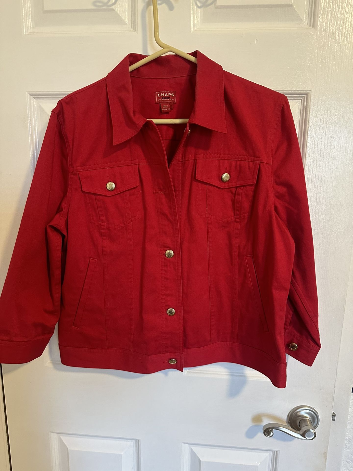 Red Chaps Denim Jacket. LG