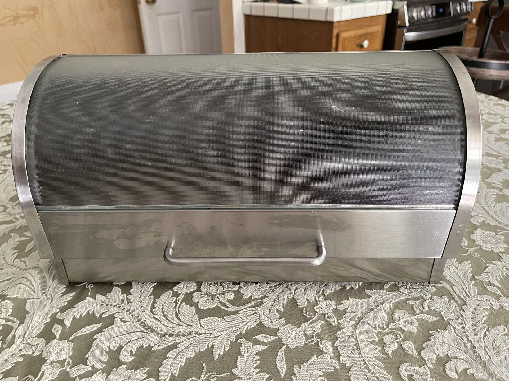 Bread box