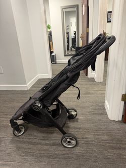 Used BABY JOGGER CITY TOUR