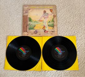 Elton John “Goodbye Yellow Brick Road” Vinyl Lp 1973 MCA Records Original 1st Pinckneyville Press Not Reissue Trifold Sleeve Rock.