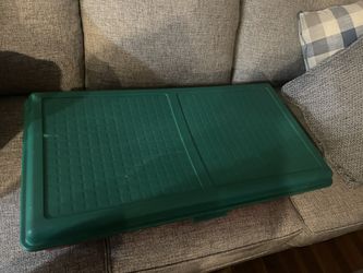 Style Master Green & Red Plastic Wrapping Paper Etc Storage Box 