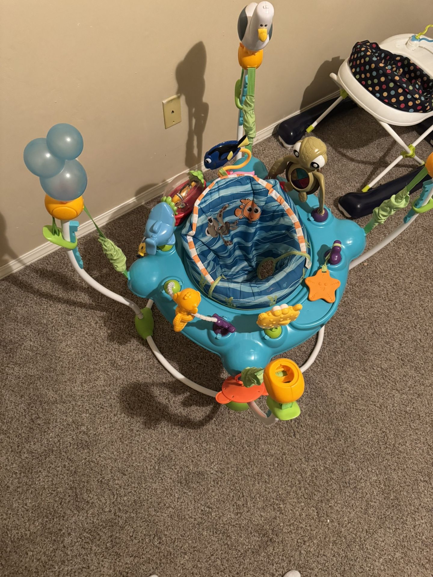 Disney finding Nemo Bouncer