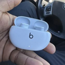 Beats Earbuds Studio Plus