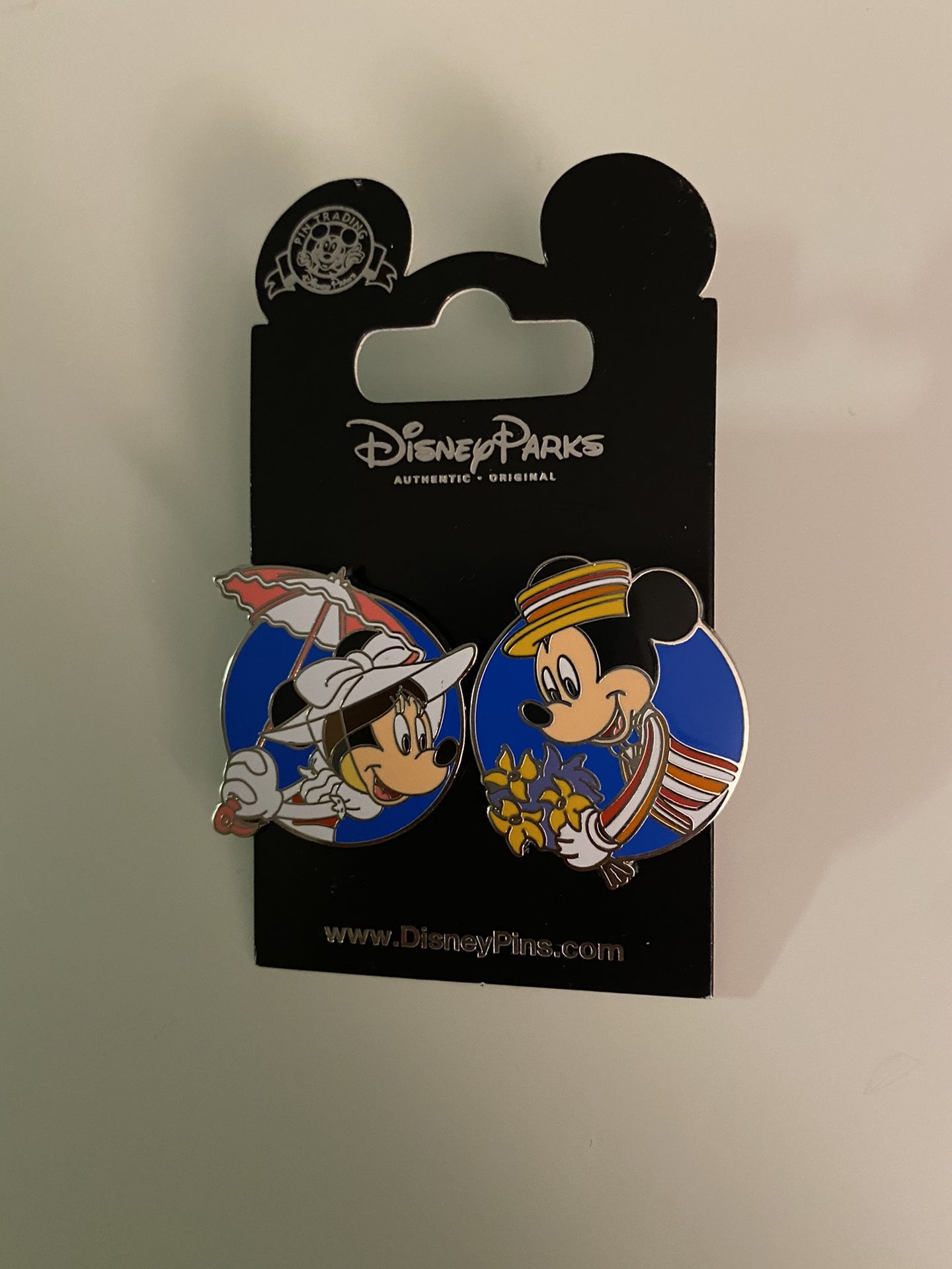 Mickey & Minnie Pin