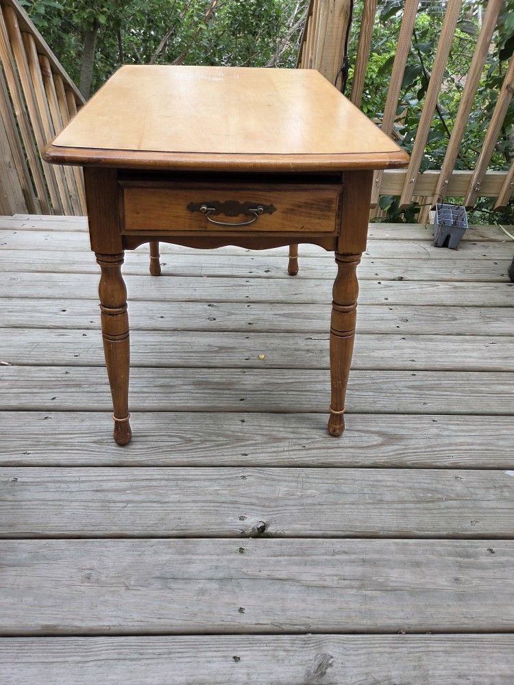 Wood End Table with Drawer