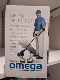 New in Box.  Teknetics Omega 8500 metal Detector