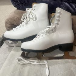 Women’s Size 6 Chicago Figure Skates