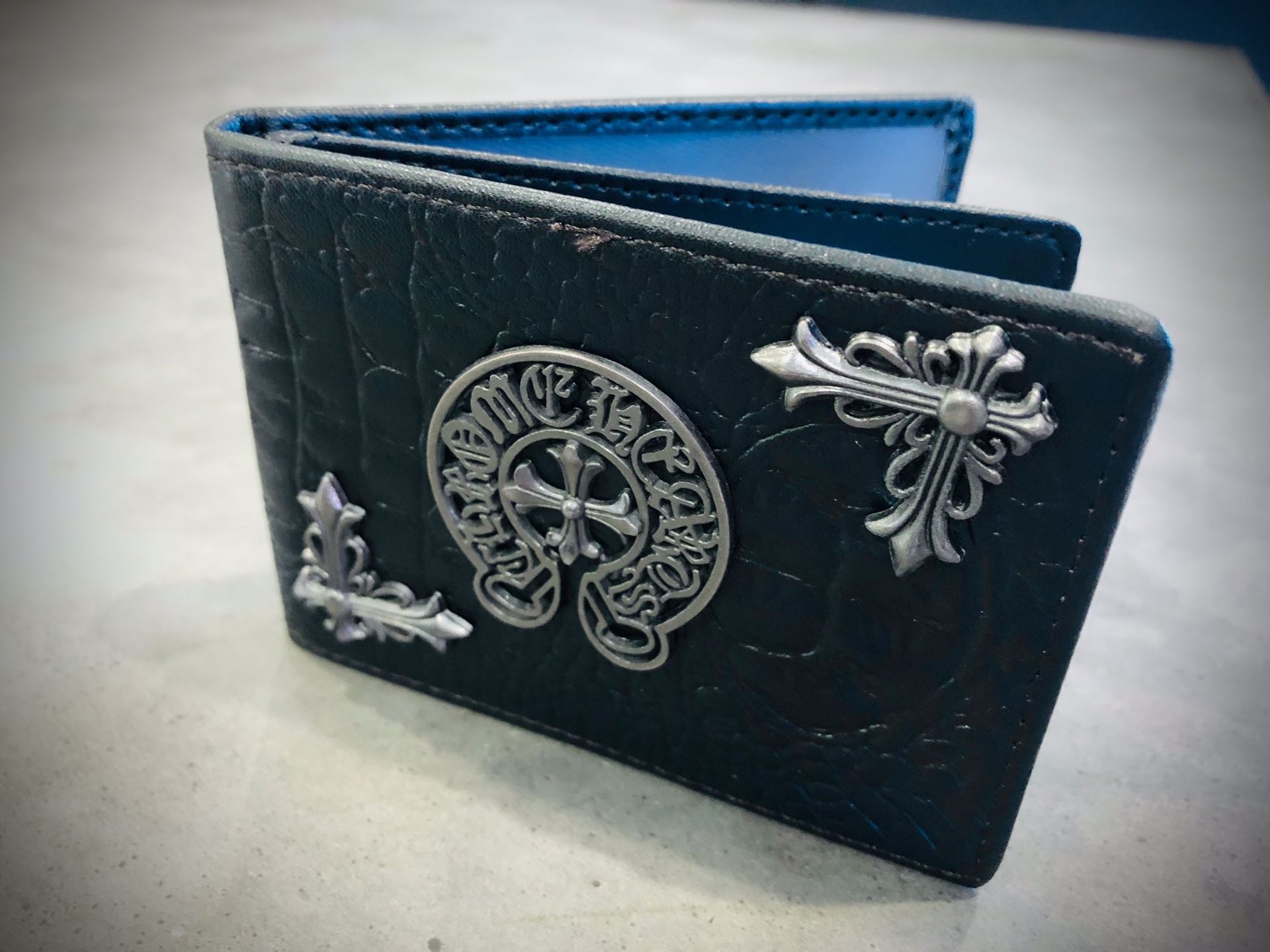 Chrome Wallet Hearts Leather Black Horseshoe Crosses Foldable Card Holder 