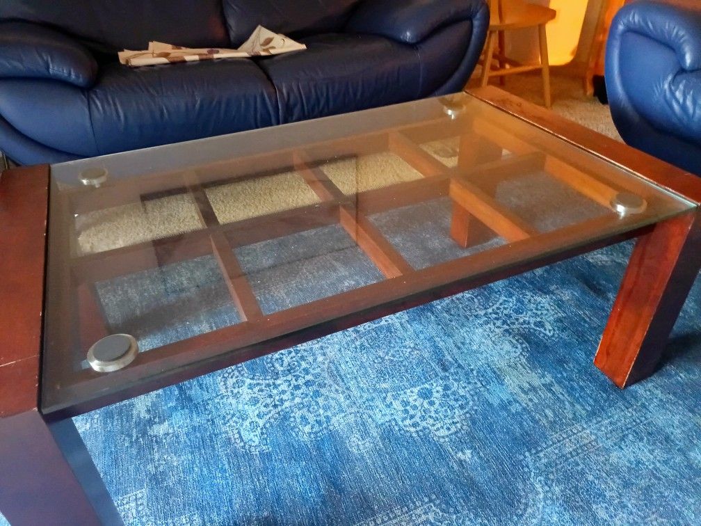Glass Top Coffee Table – Modern Wood Frame, Great Condition
