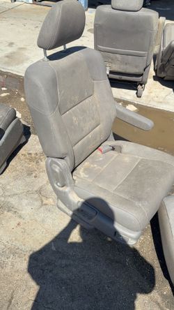 2013 Honda odyssey three row seats