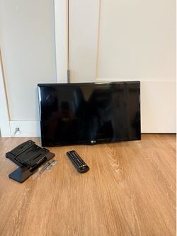24” LG TV