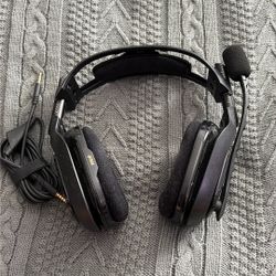 Astro A40
