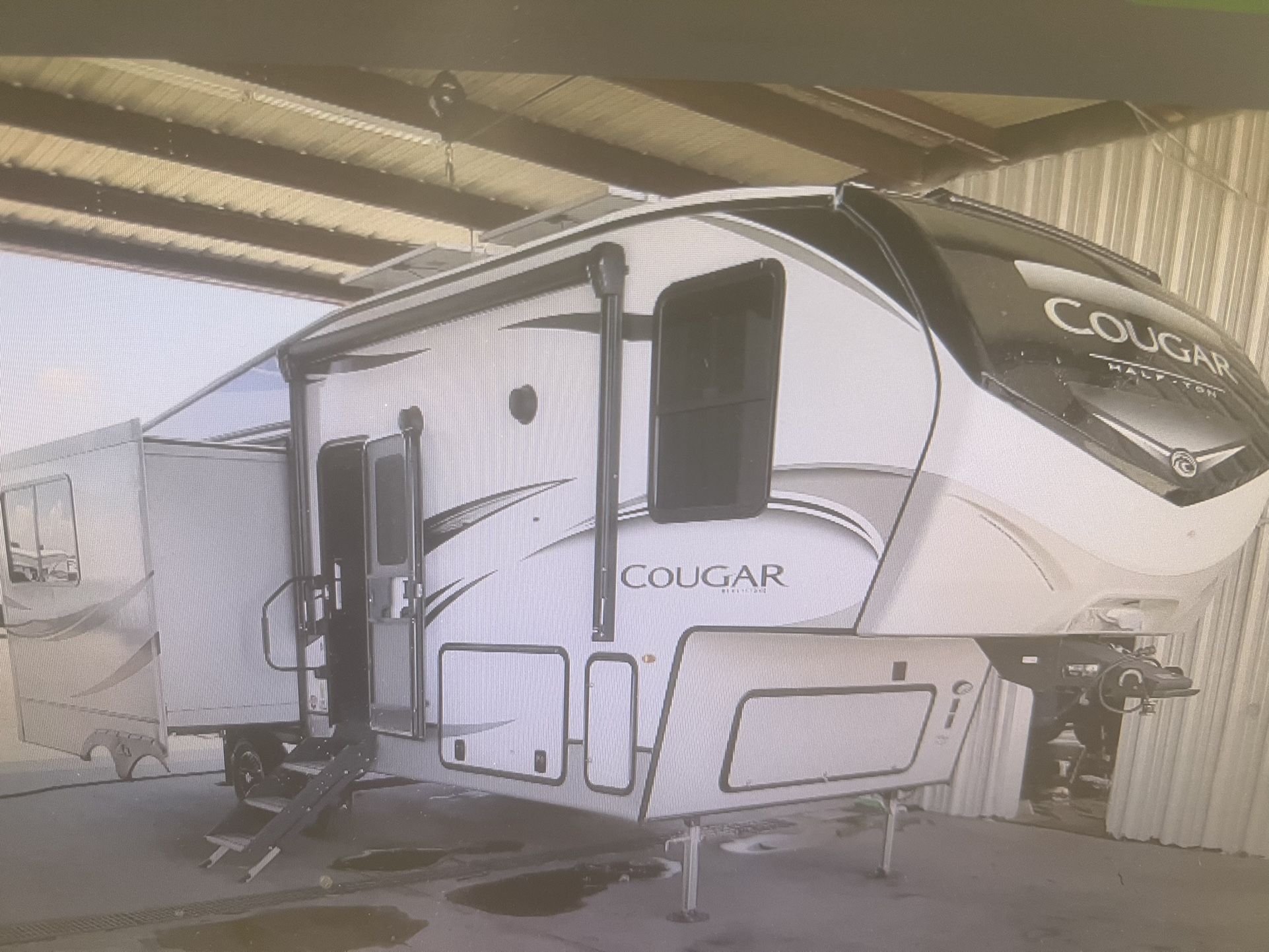 2022 COUGAR 27SGS