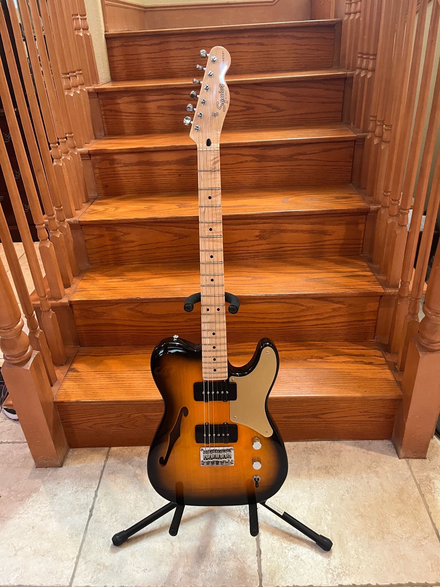 Squier Paranormal Thinline Telecaster