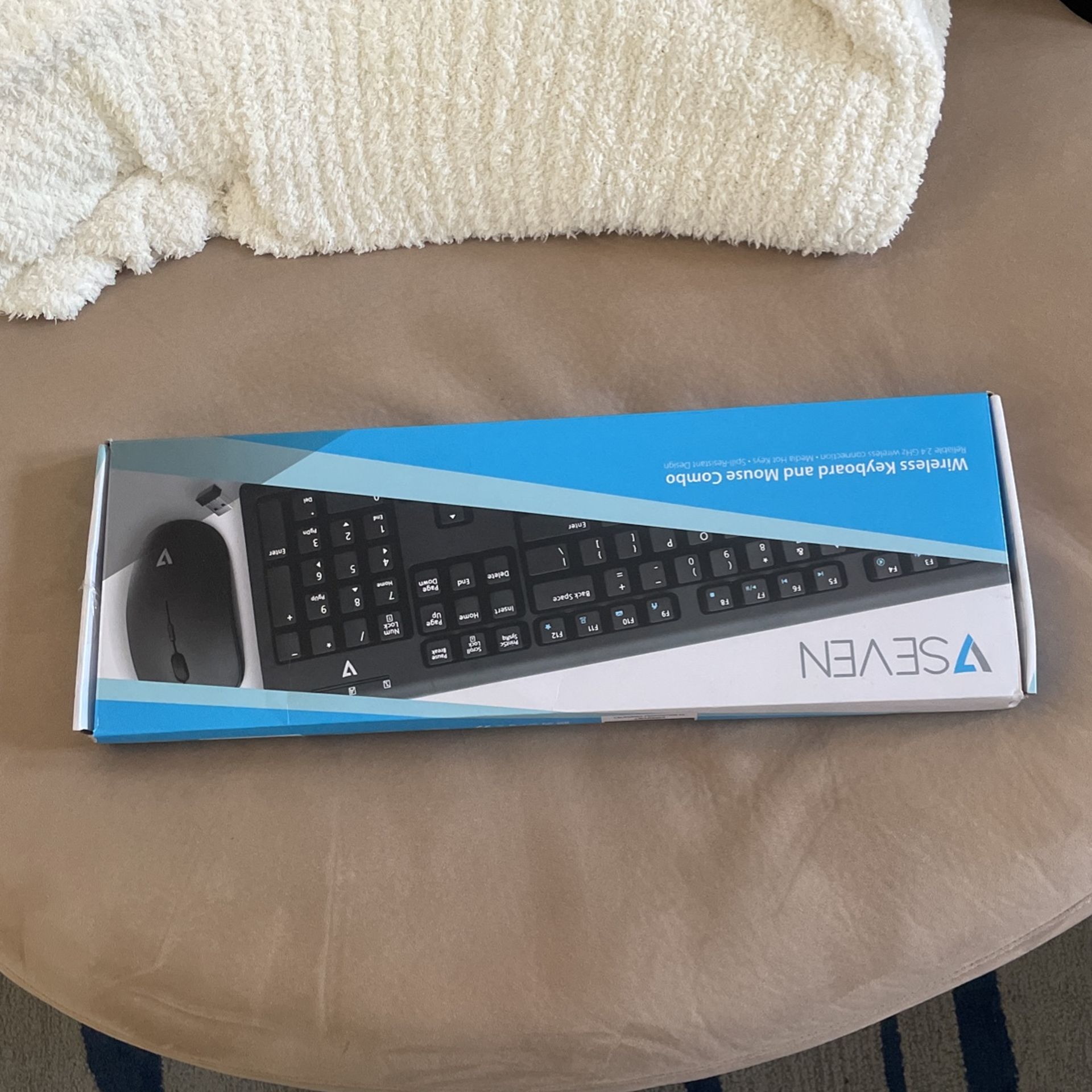 Wireless Keyboard and Mouse Combo 