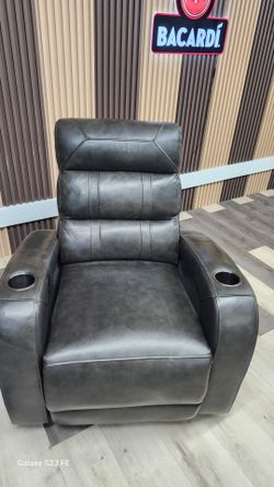 dark gray Abbyson Altino leather power recliner features built-in cup holders and a USB charging port