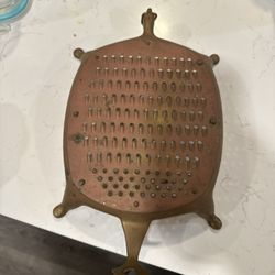 Vintage Turtle 🐢 Shaped Grinder 