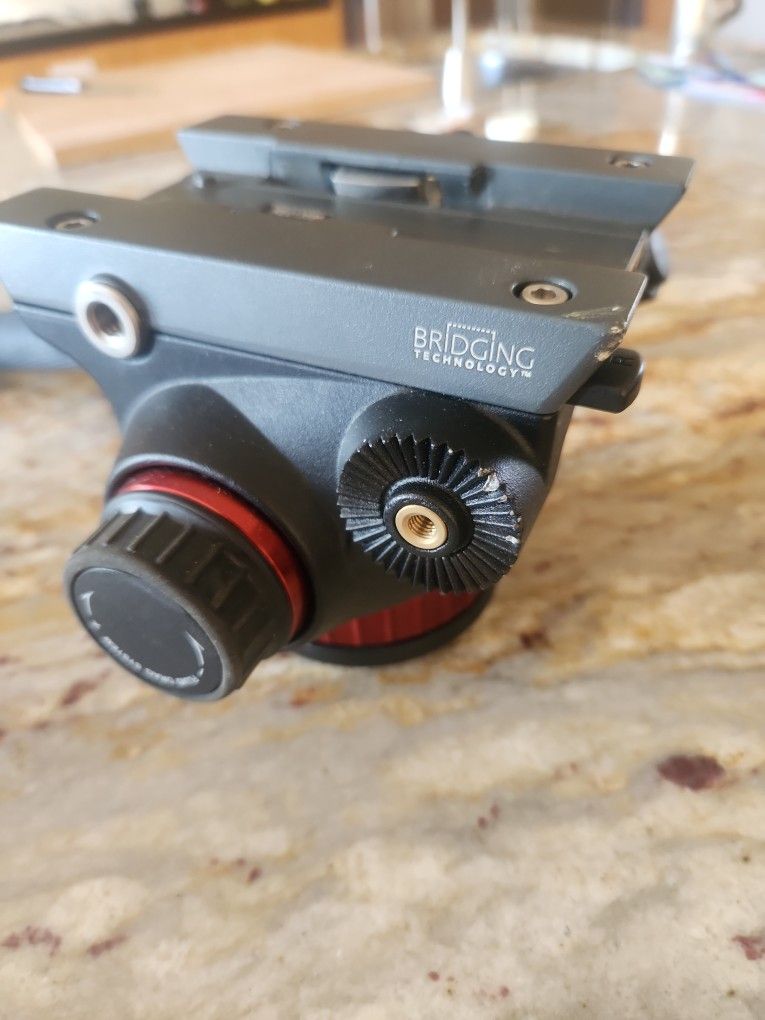 Manfrotto MVH502AH