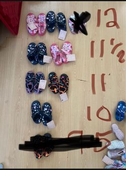 Girl water shoes