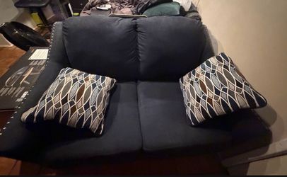 Loveseat Couch Creal Heights
