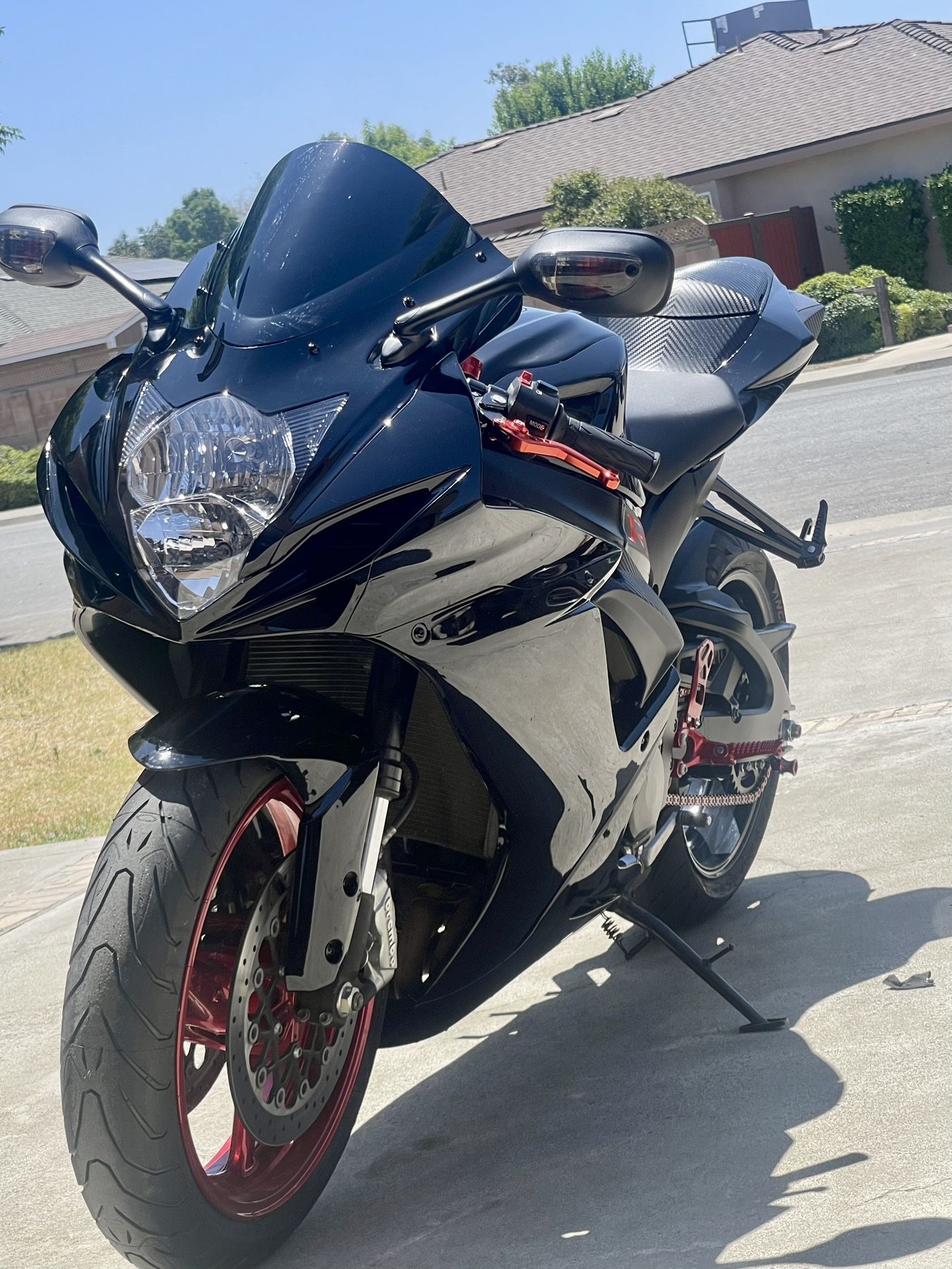 6,500 OBO 2011 Suzuki GSX-R 600