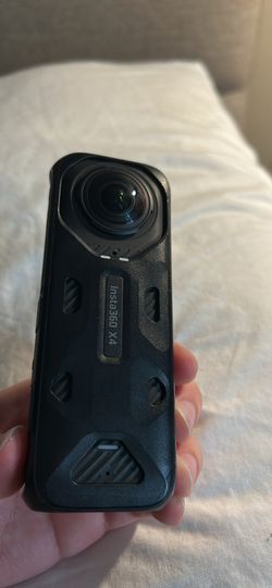 Insta 360 x4