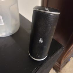 Jbl Bluetooth Speaker In Excellent Condition 