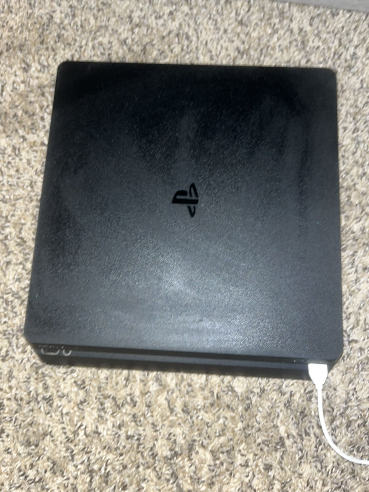 PS4 Slim