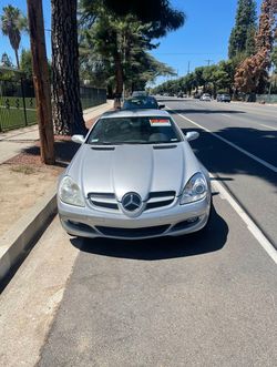 2005 Mercedes-Benz SLK350 – Rare 6-Speed Manual