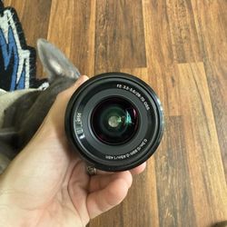 SONY FE 70MM Lens