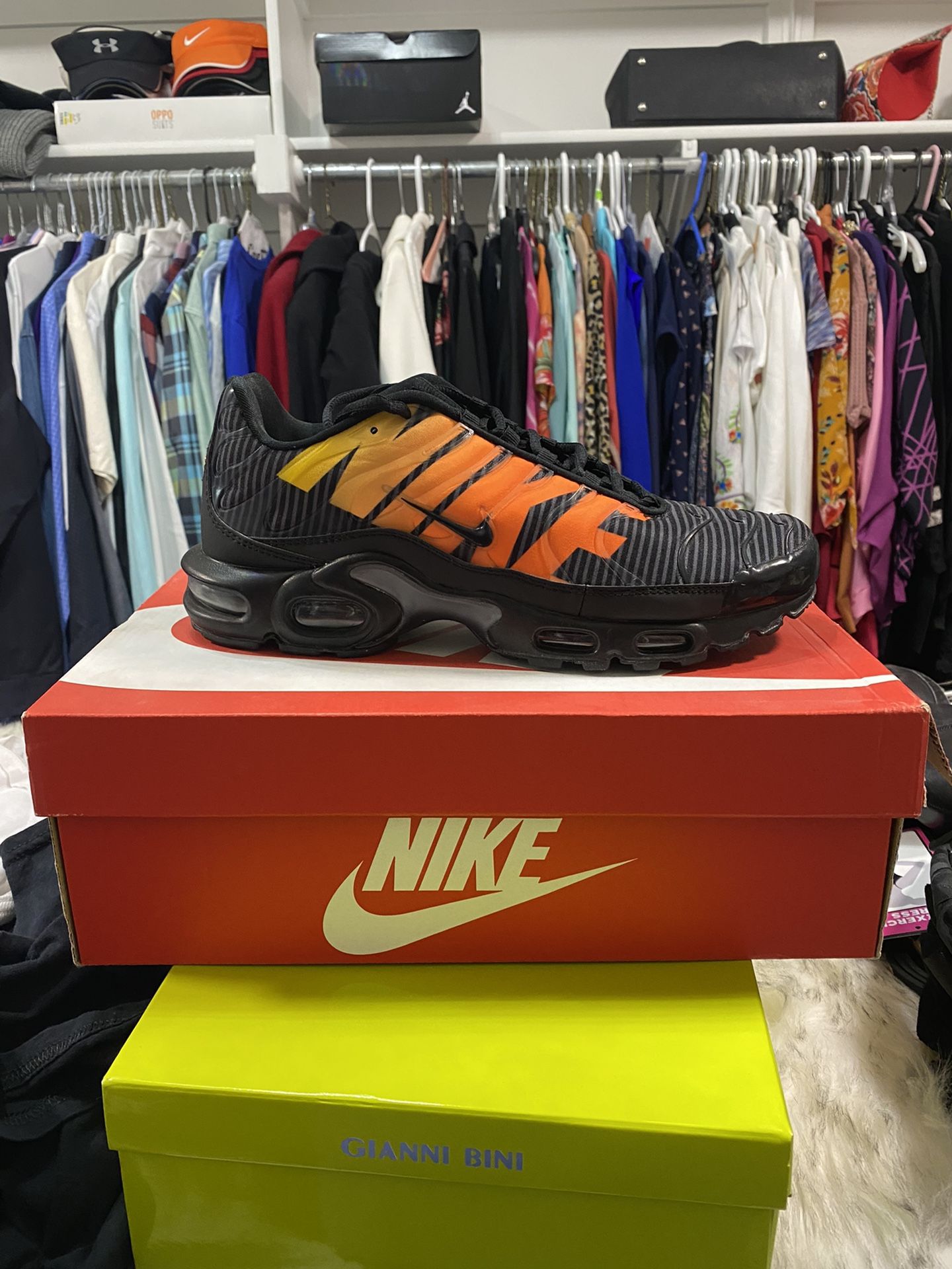 9.5 Nike Air Max Plus