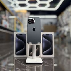 iPhone 15 Pro Max (Unlocked) (Take It Home In Payment/ llévatelo a casa en pagos) 