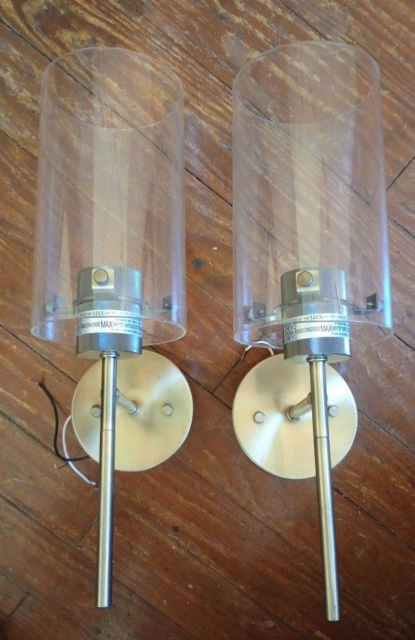 Wall Sconces (2) in Antique Brass *25.00 Firm for pair* Home and Garden Home Decor Lighting