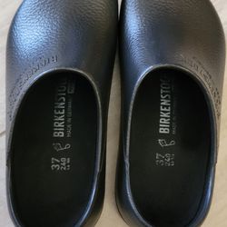 Super-Birki
Birkenstock Clogs Black *New*