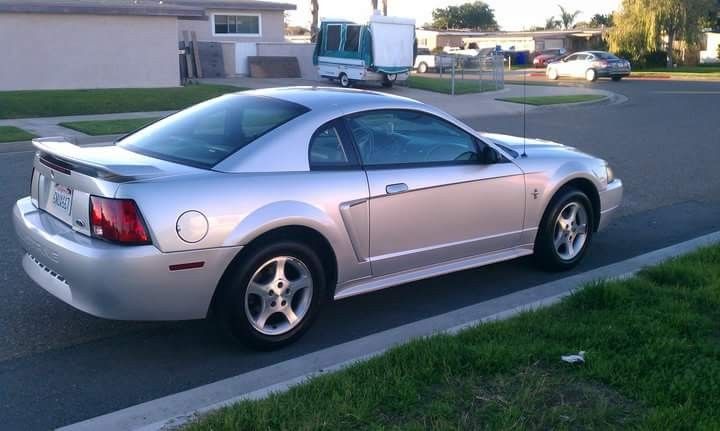 2001 Ford Mustang