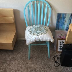 FREE CHAIR 
