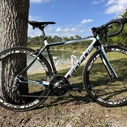 Focus Cayó Evo Carbon Road Bike 