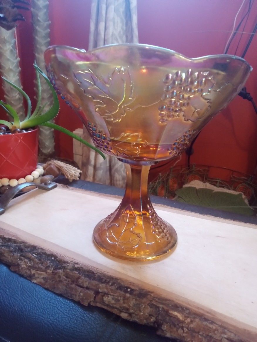 Vintage Marigold Carnival Glass " Harvest Grape" By Indiana Glass Company