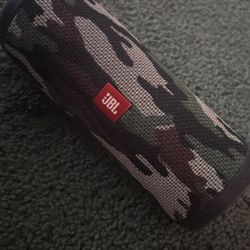 JBL Speaker Camo 