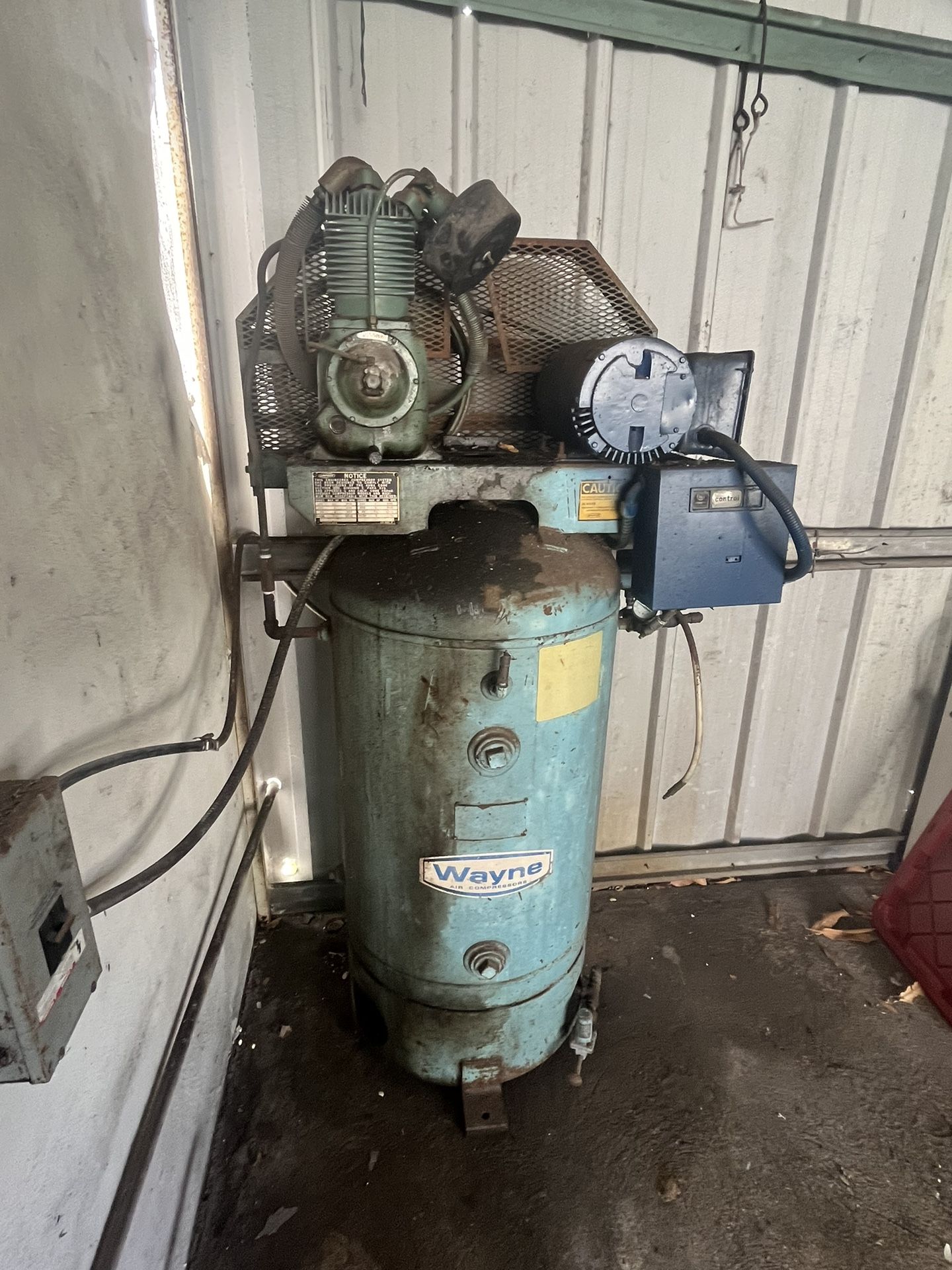 Wayne Air compressor