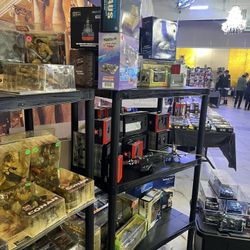 Action Figures , Disney , Airplanes , Etc .. 