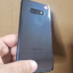 samsung galaxy S10E 64gb unlocked excellent condition