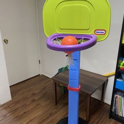 Little Tikes Basketball Hoop Set