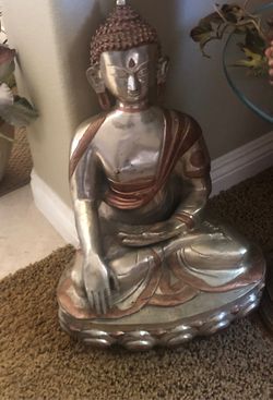 Buddha statue