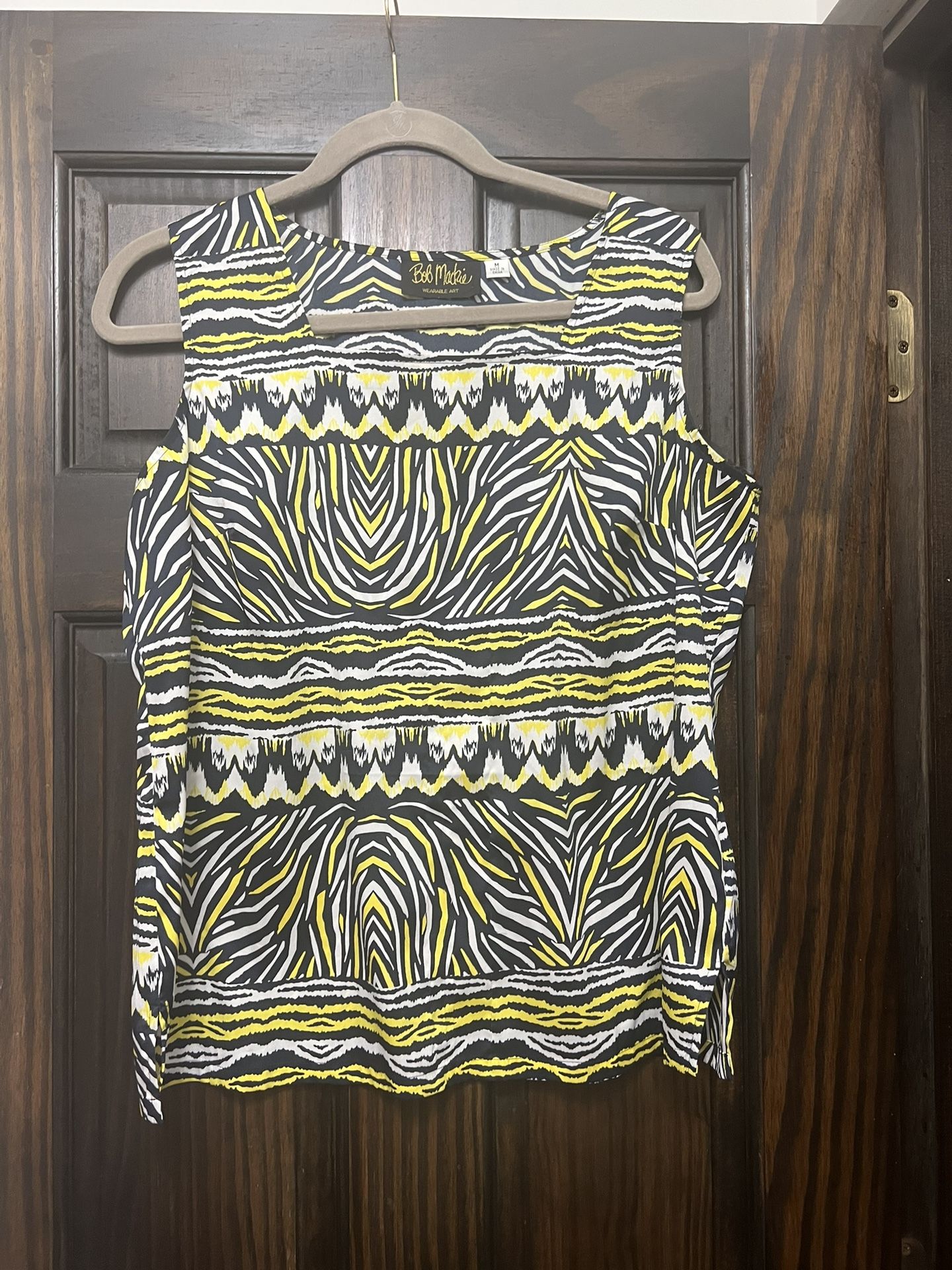 A Women’s Top / Blouse M by Bob Mackie NWOT Wearable Art