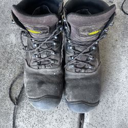 Keen Steel Toe Splip Resistant Work Boots Sz 9.5D