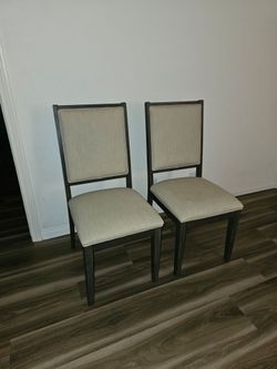 Set of 4 chairs
