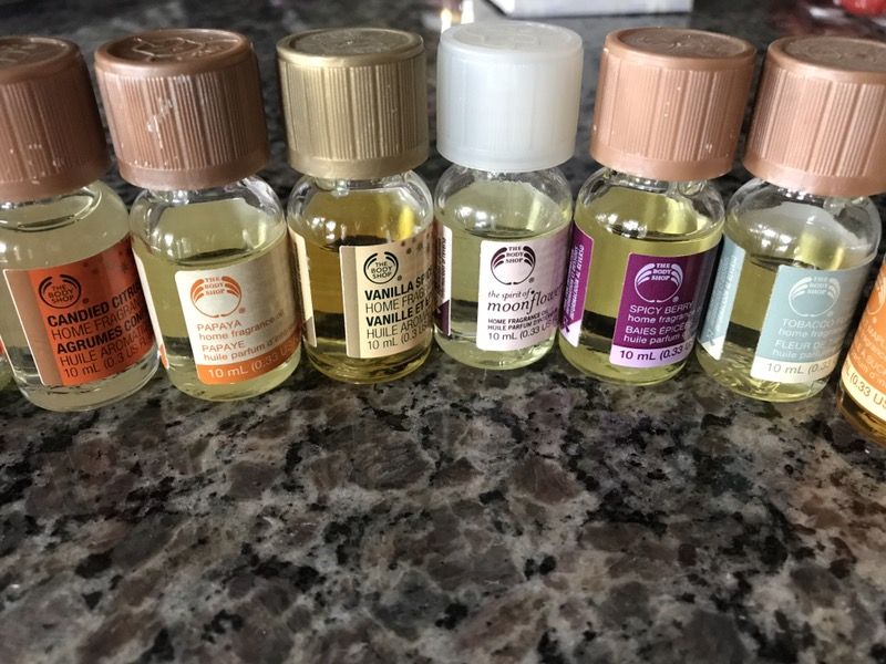 Fragrance oils