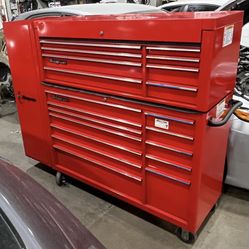 2 Piece Snap On Tool Box With Locker